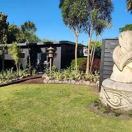 Cedar House Bed & Breakfast Gisborne Dış mekan fotoğraf