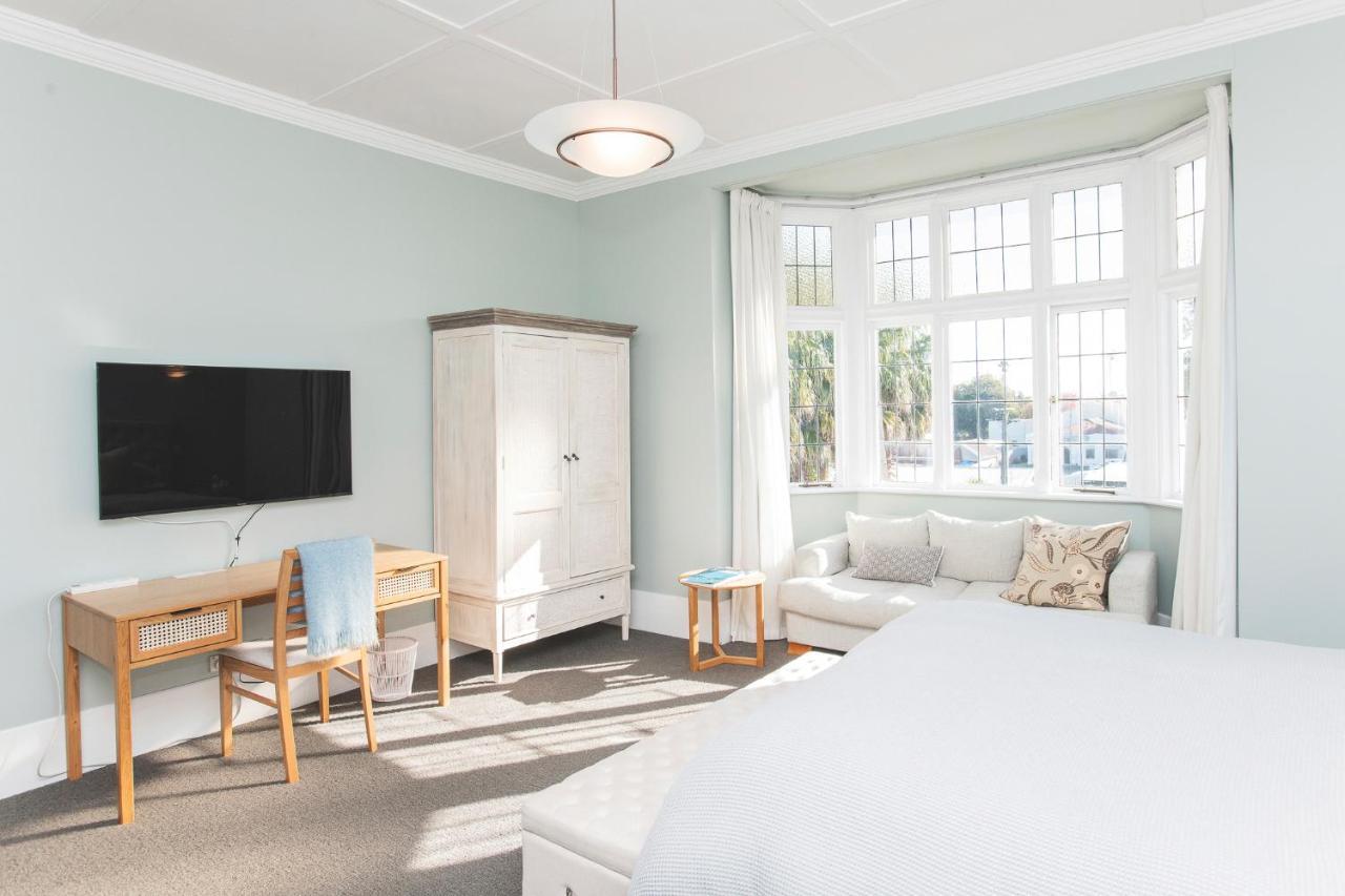 Cedar House Bed & Breakfast Gisborne Dış mekan fotoğraf