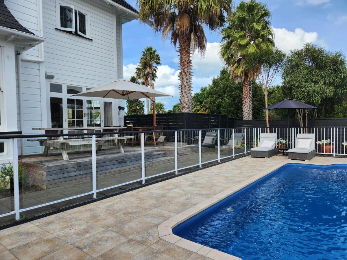 Cedar House Bed & Breakfast Gisborne Dış mekan fotoğraf