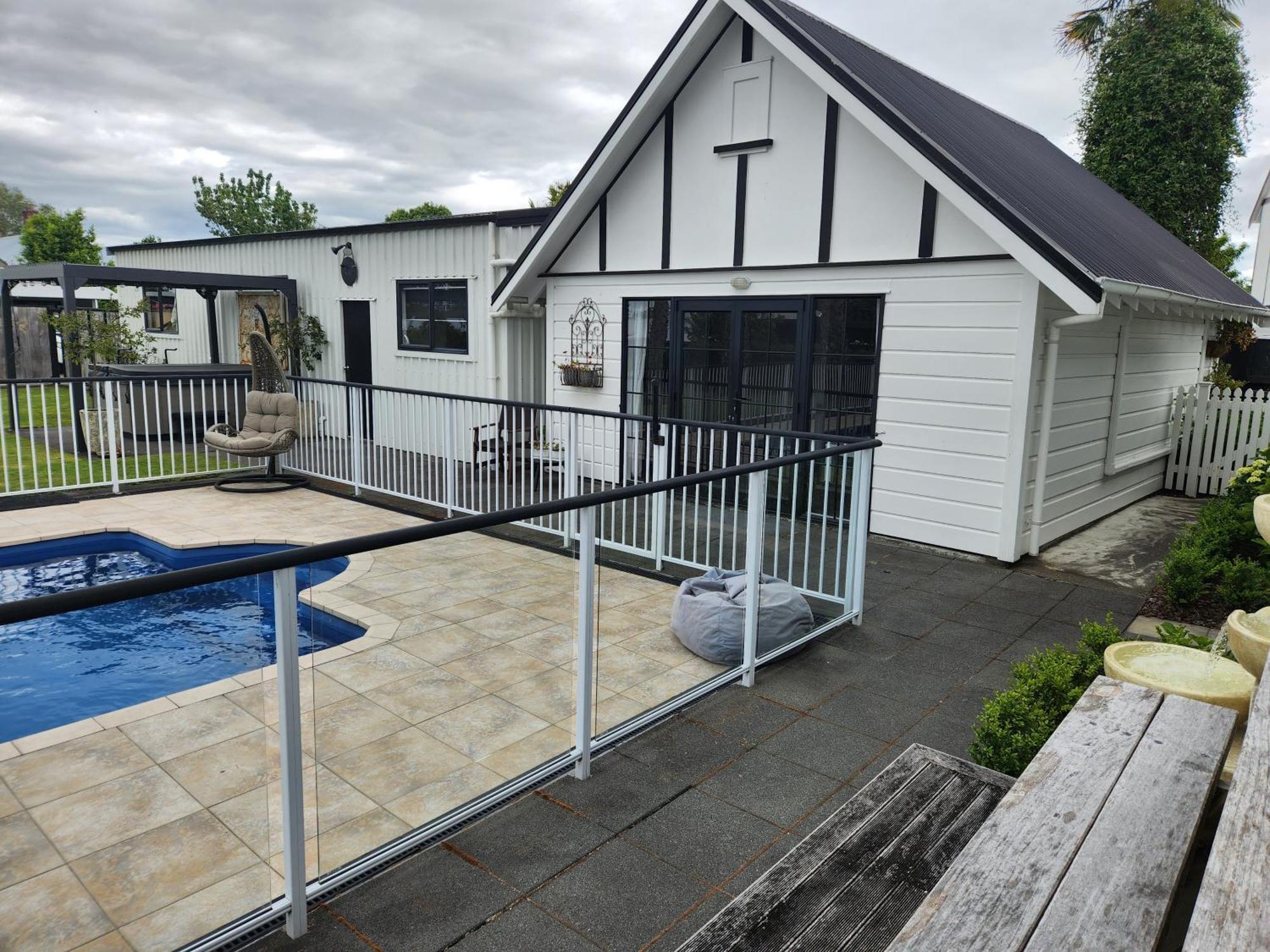 Cedar House Bed & Breakfast Gisborne Dış mekan fotoğraf